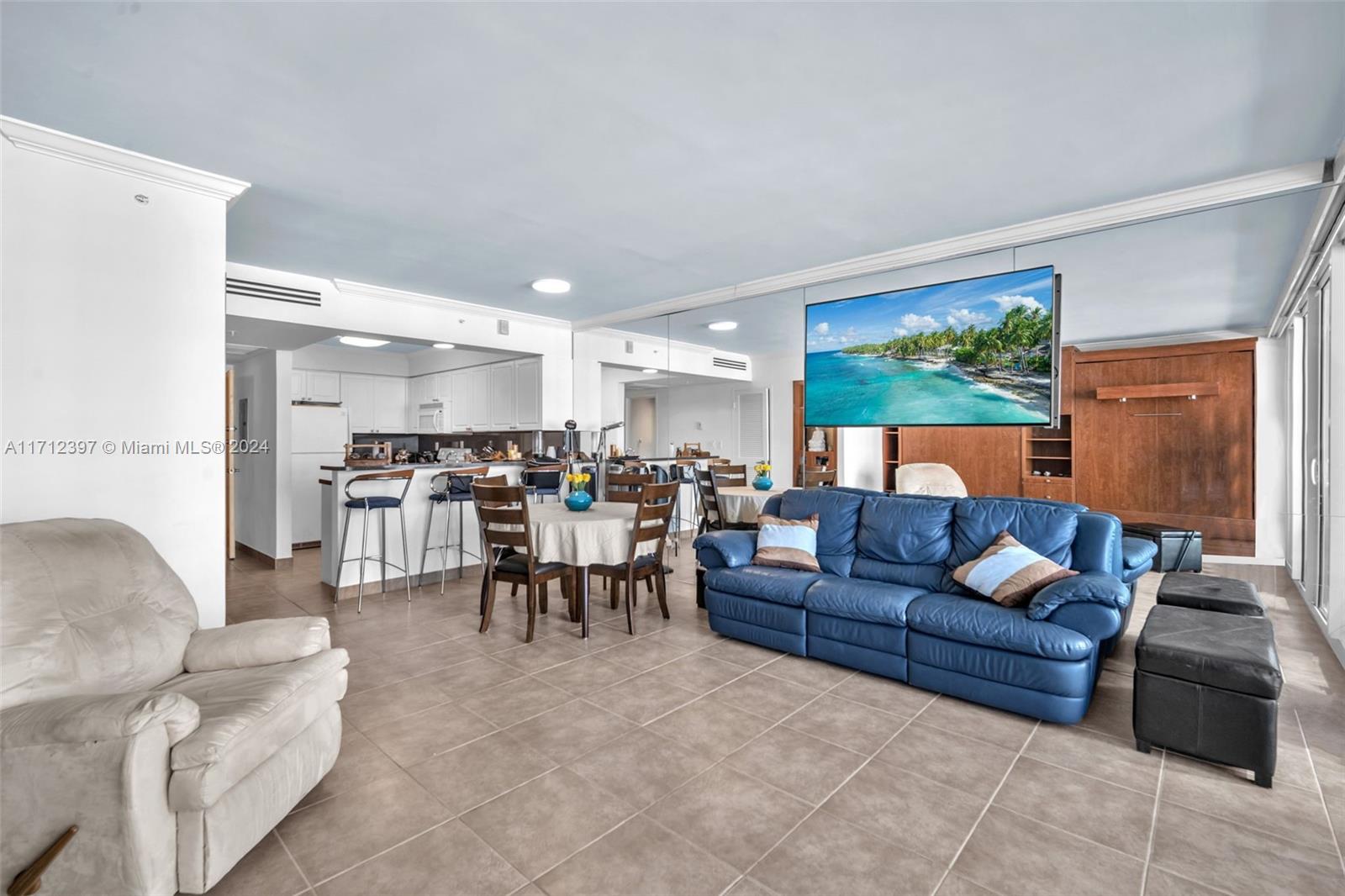 THE WAVE CONDO - Residential