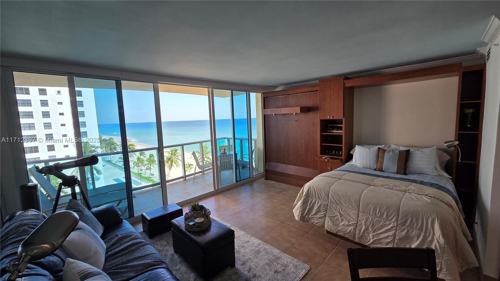 THE WAVE CONDO - Residential