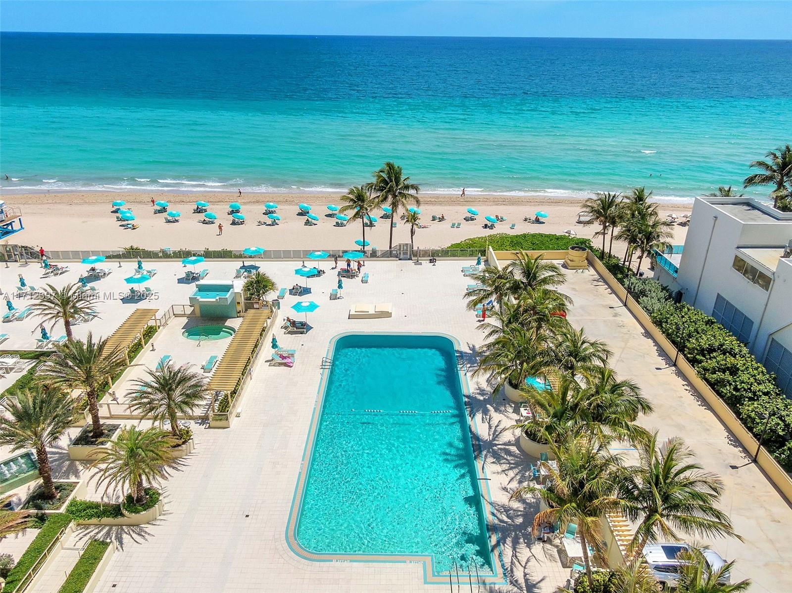 THE WAVE CONDO - Residential