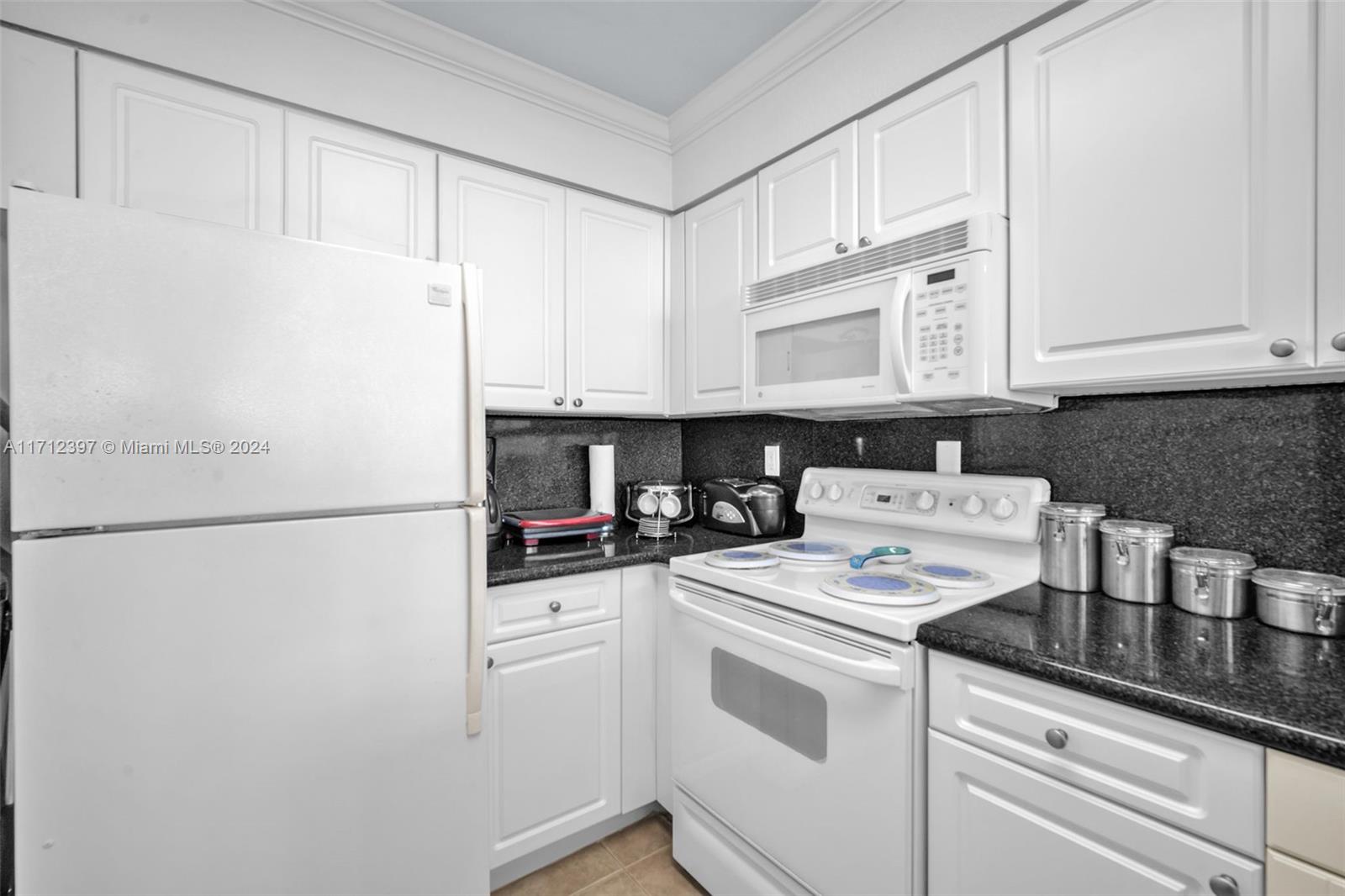2501 S Ocean Drive 809, Hollywood, Broward County, Florida - 1 Bathrooms - 