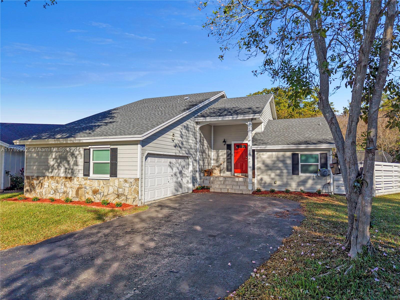Property for Sale at 14914 Sw 142nd Pl, Miami, Broward County, Florida - Bedrooms: 3 
Bathrooms: 2  - $879,000