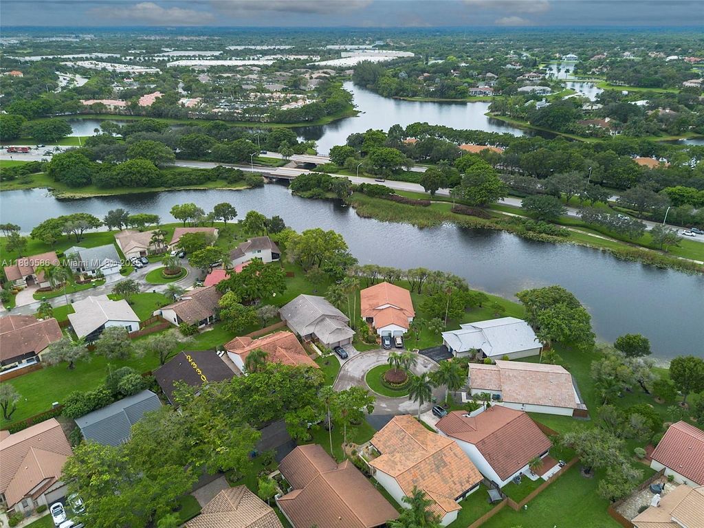 Photo of 2330 Dover, Weston, FL 33326 (MLS # A11890586)