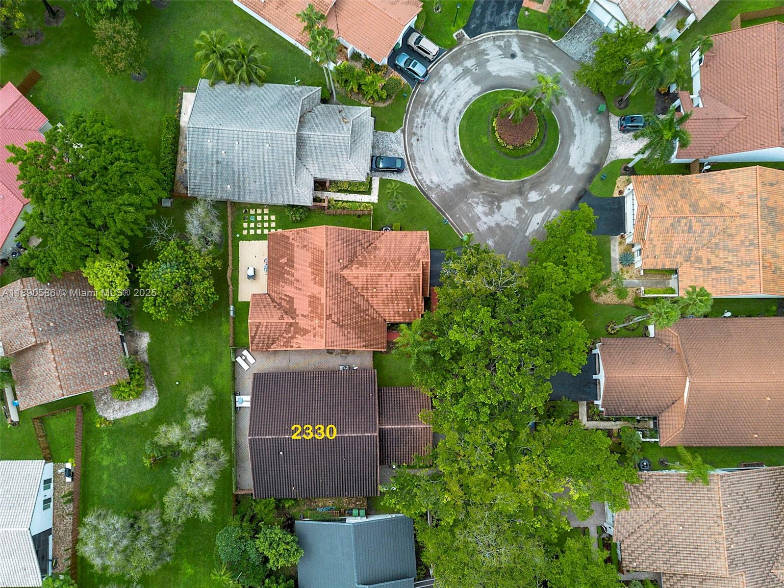 COUNTRY ISLES - Residential Lease
