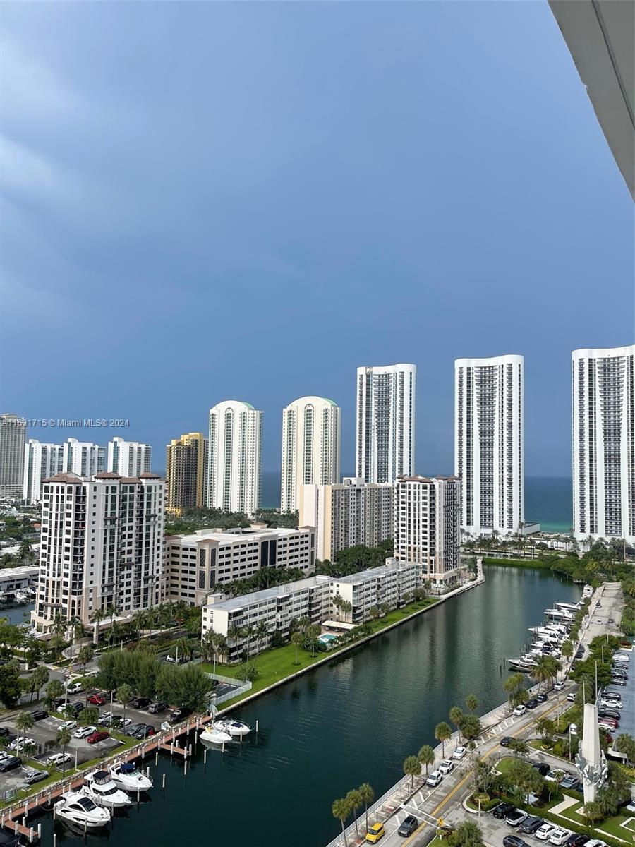 Property for Sale at 500 Bayview Dr Ph23, Sunny Isles Beach, Miami-Dade County, Florida - Bedrooms: 2 
Bathrooms: 2  - $448,000