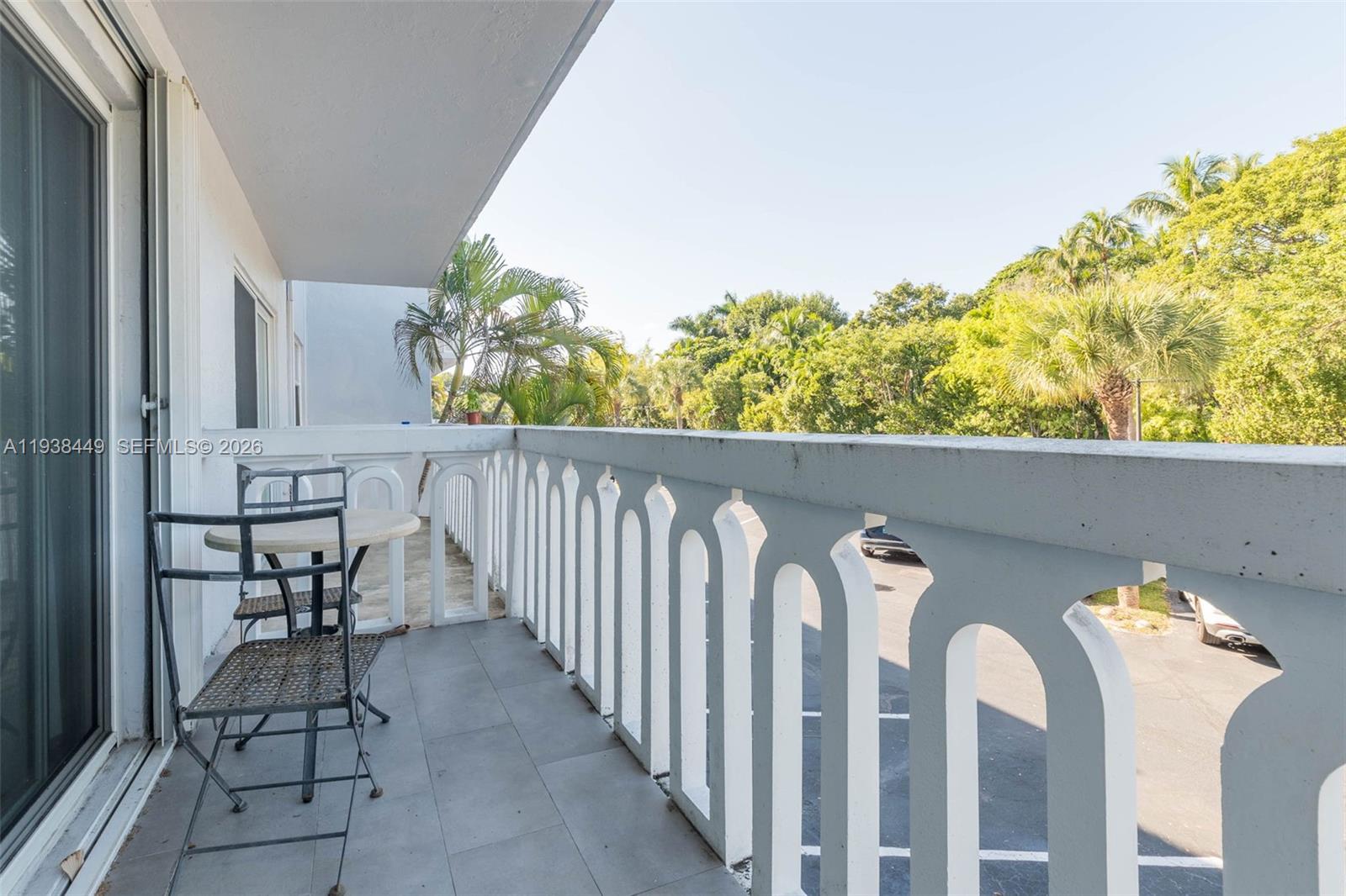 WATERS EDGE OF CORAL GABL - Residential