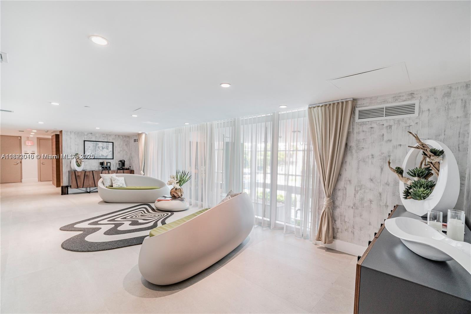 LE JARDIN HOUSE CONDO - Residential