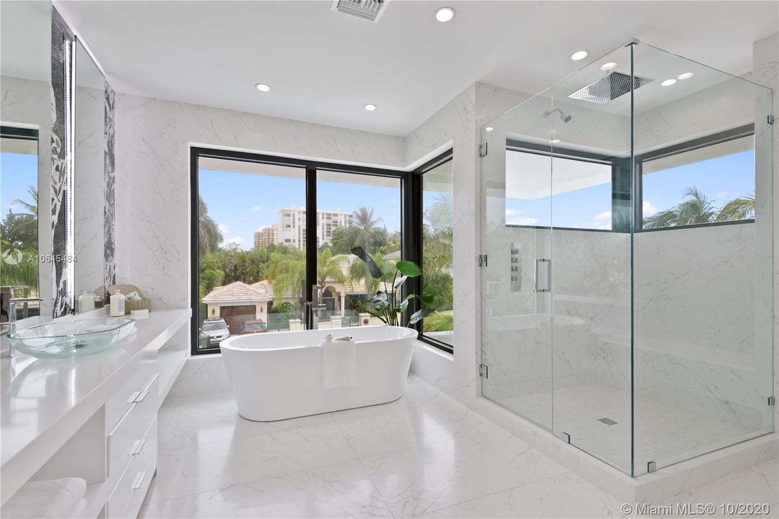 Las Olas By The Sea - Residential