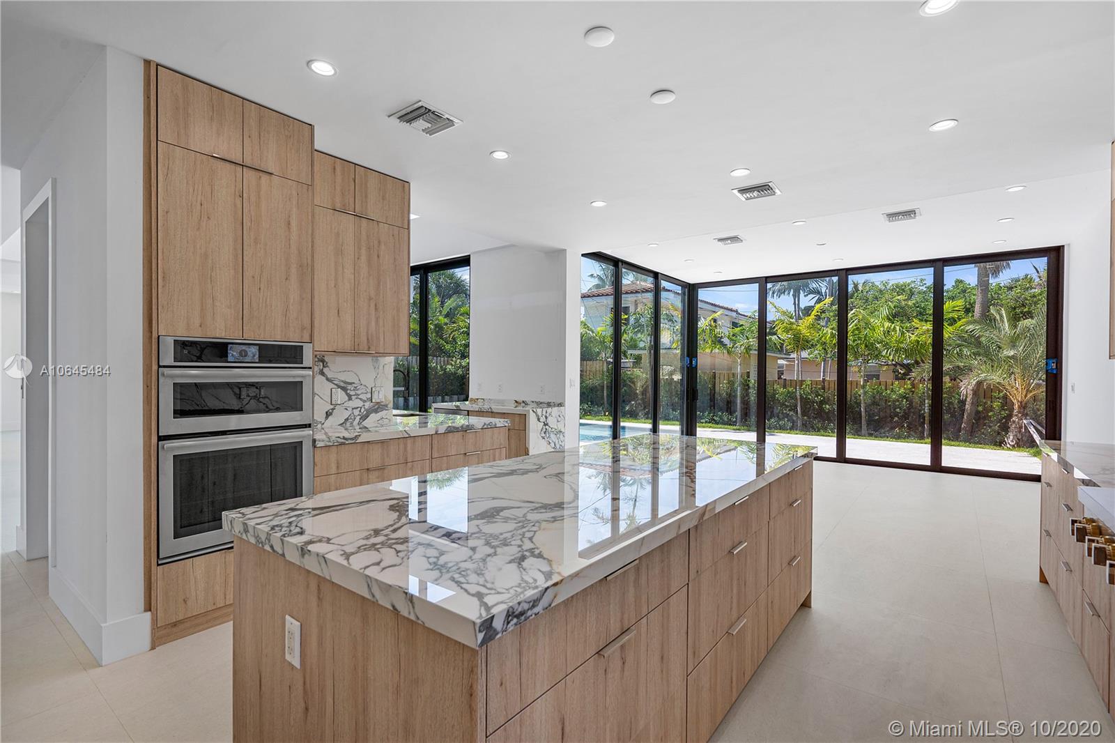 Las Olas By The Sea - Residential