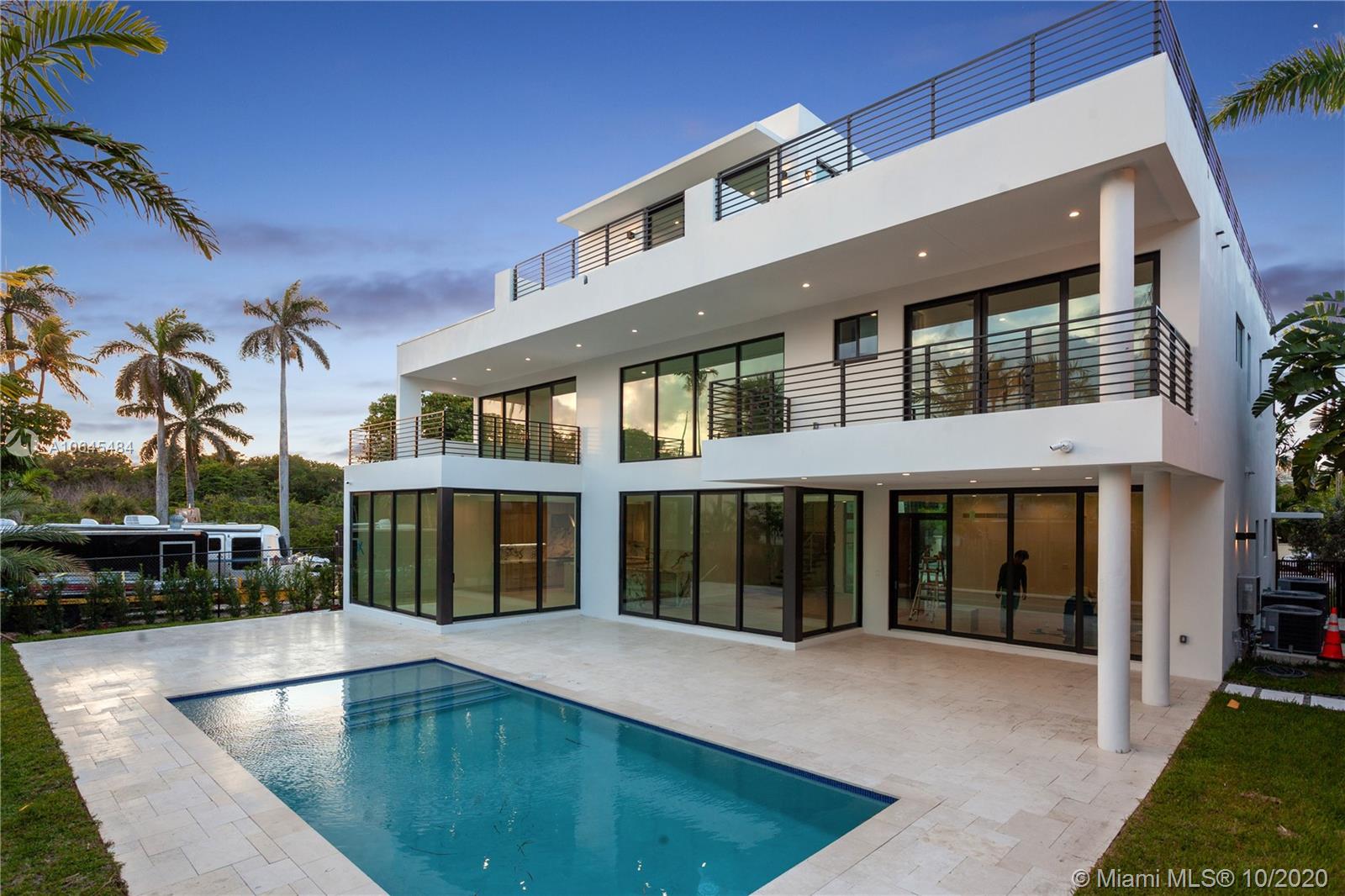 Las Olas By The Sea - Residential