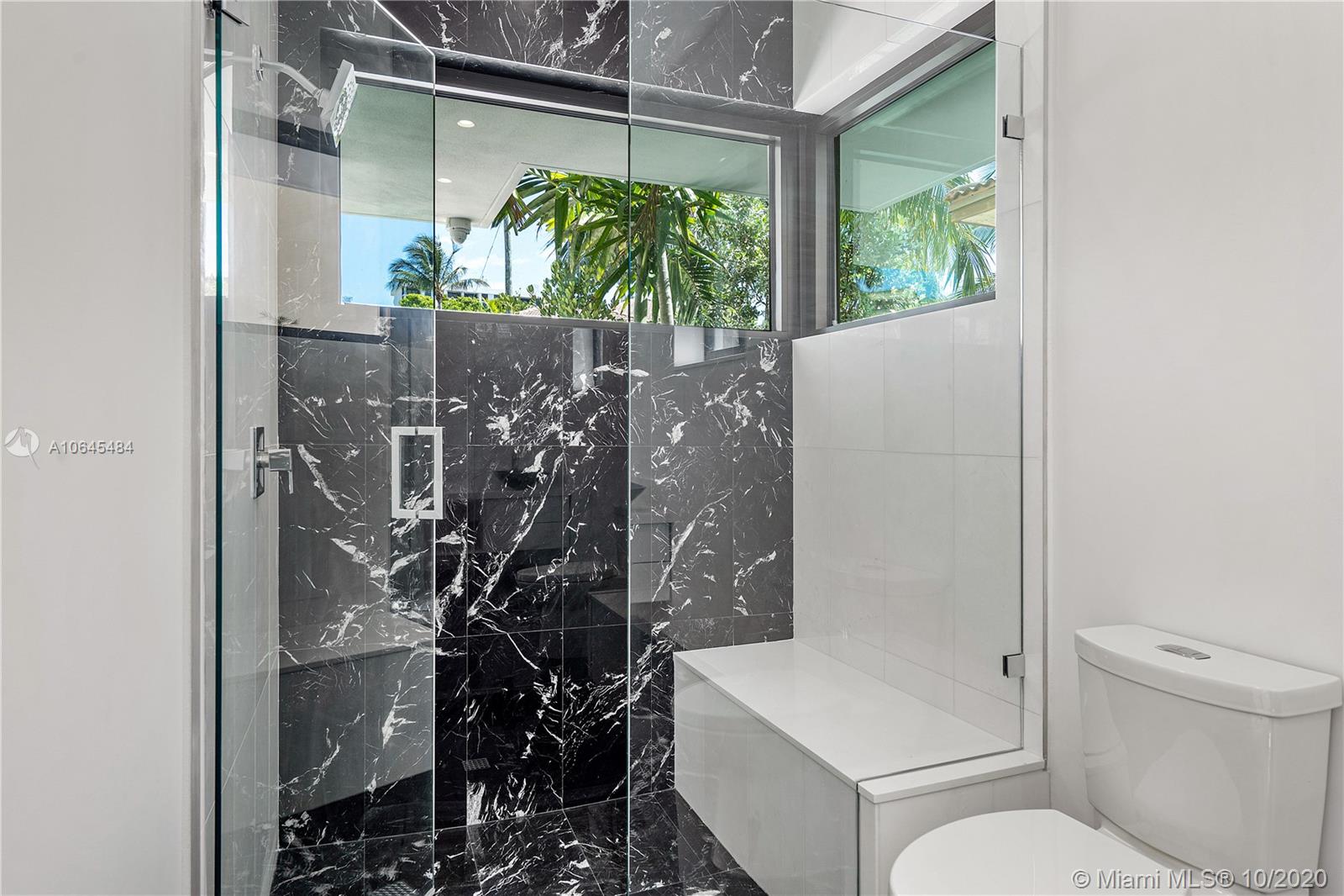 Las Olas By The Sea - Residential