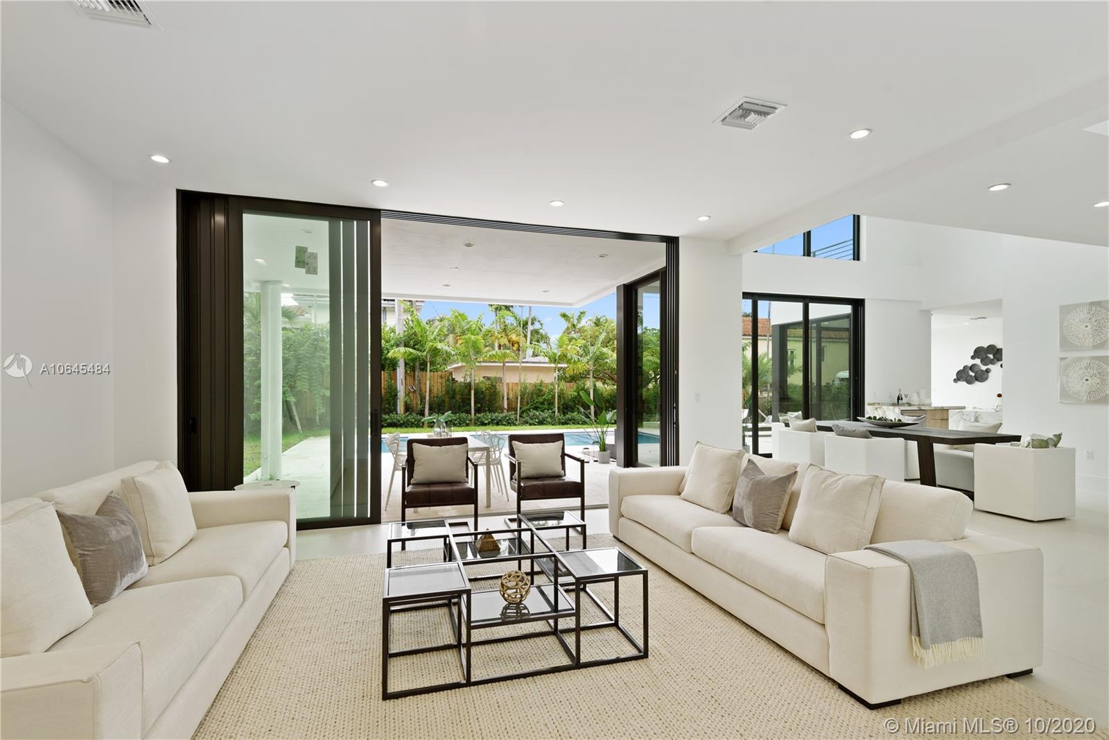 Las Olas By The Sea - Residential