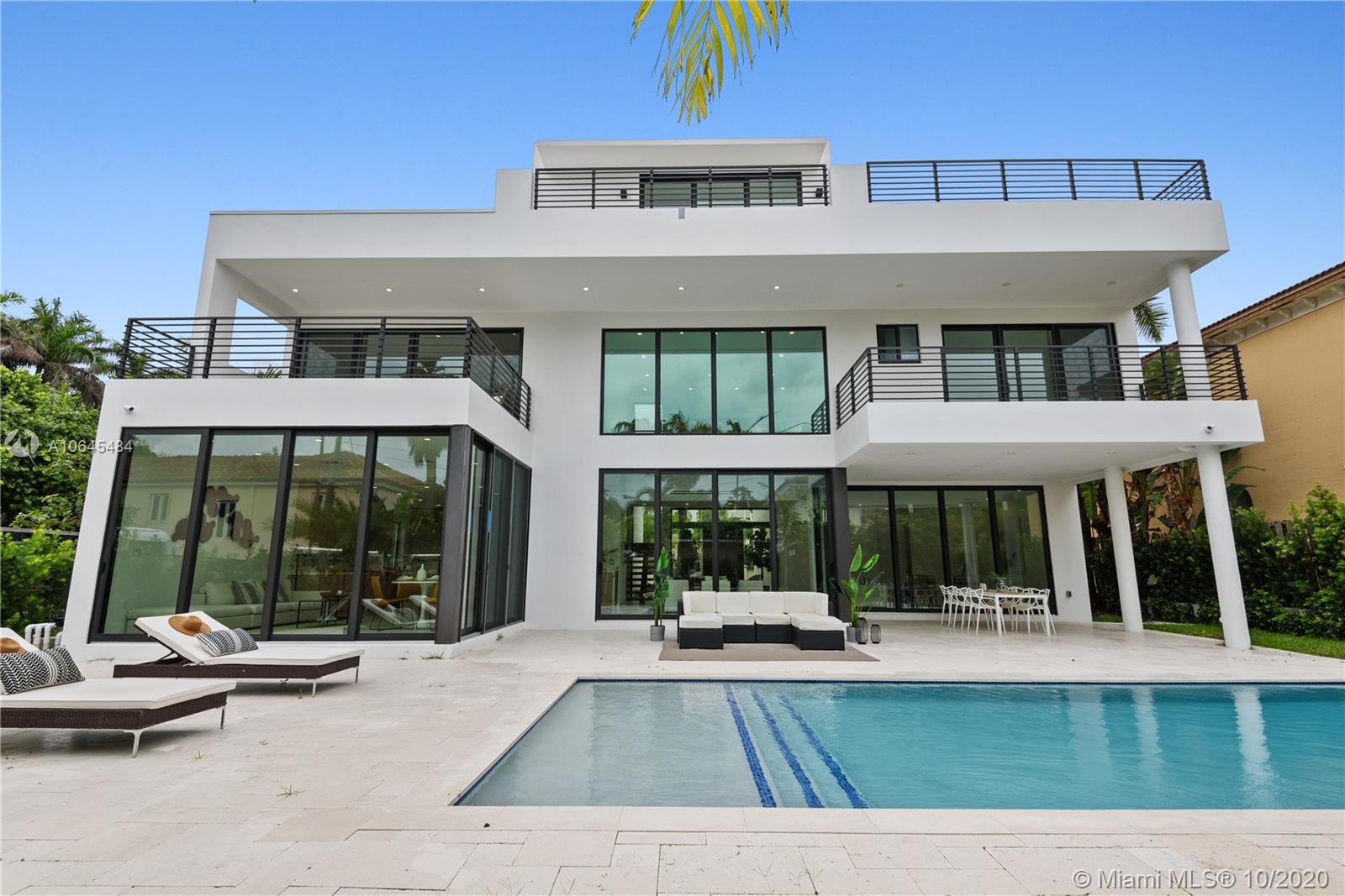 Las Olas By The Sea - Residential