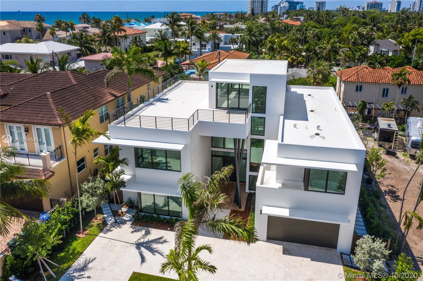 Las Olas By The Sea - Residential