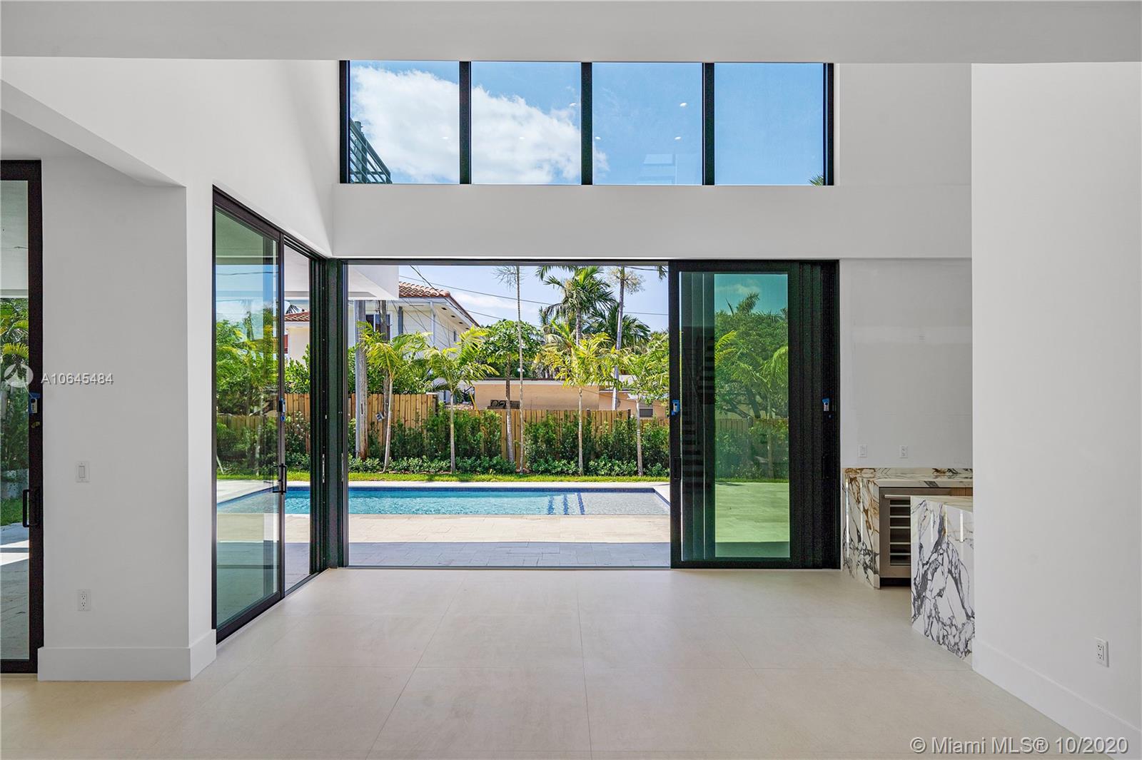Las Olas By The Sea - Residential