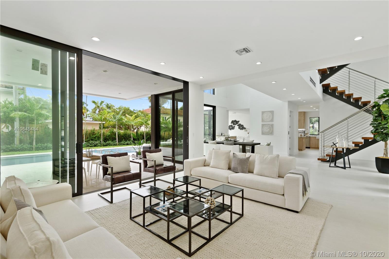 Las Olas By The Sea - Residential