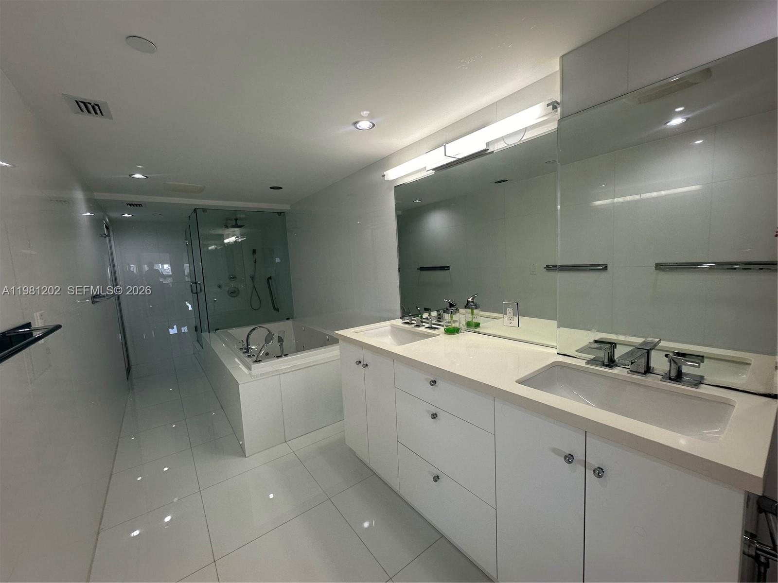 9350 CONDO OF BAY HARBOR - Residential