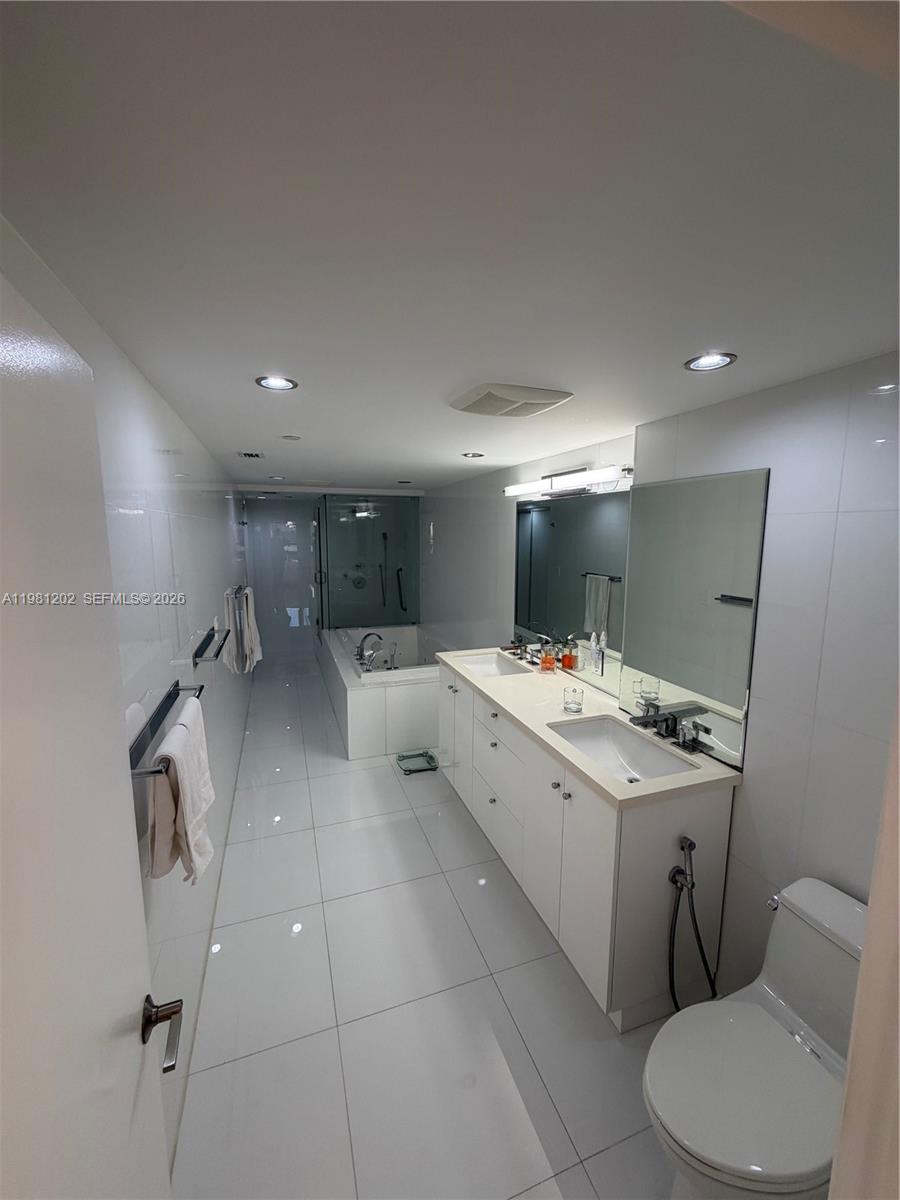 9350 CONDO OF BAY HARBOR - Residential