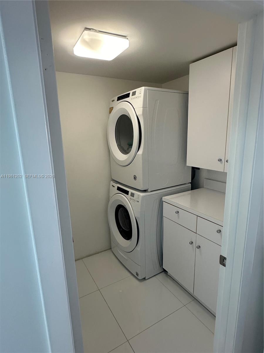 9350 CONDO OF BAY HARBOR - Residential