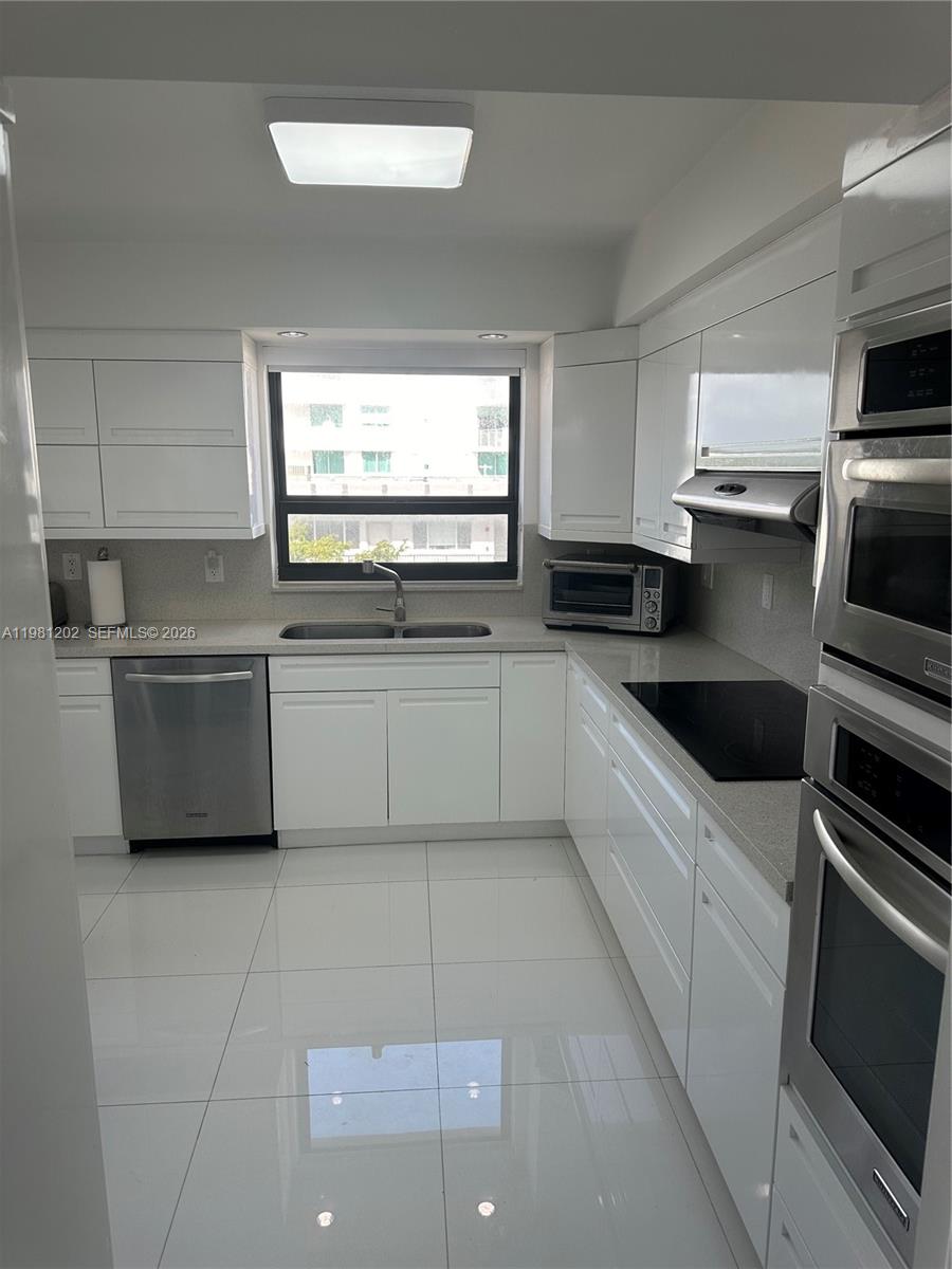 9350 CONDO OF BAY HARBOR - Residential