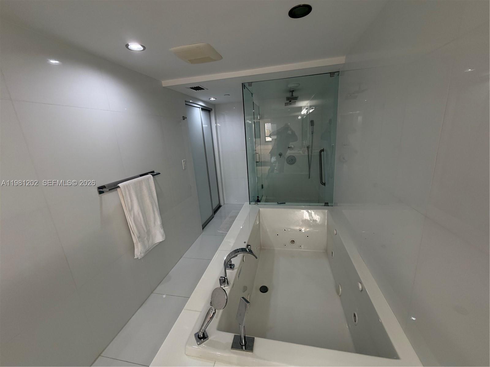 9350 CONDO OF BAY HARBOR - Residential