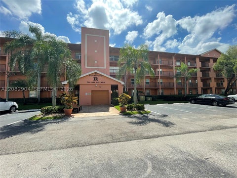 Photo of 701 SW 141st Ave #110R, Pembroke Pines, FL 33027 (MLS # A12082904)