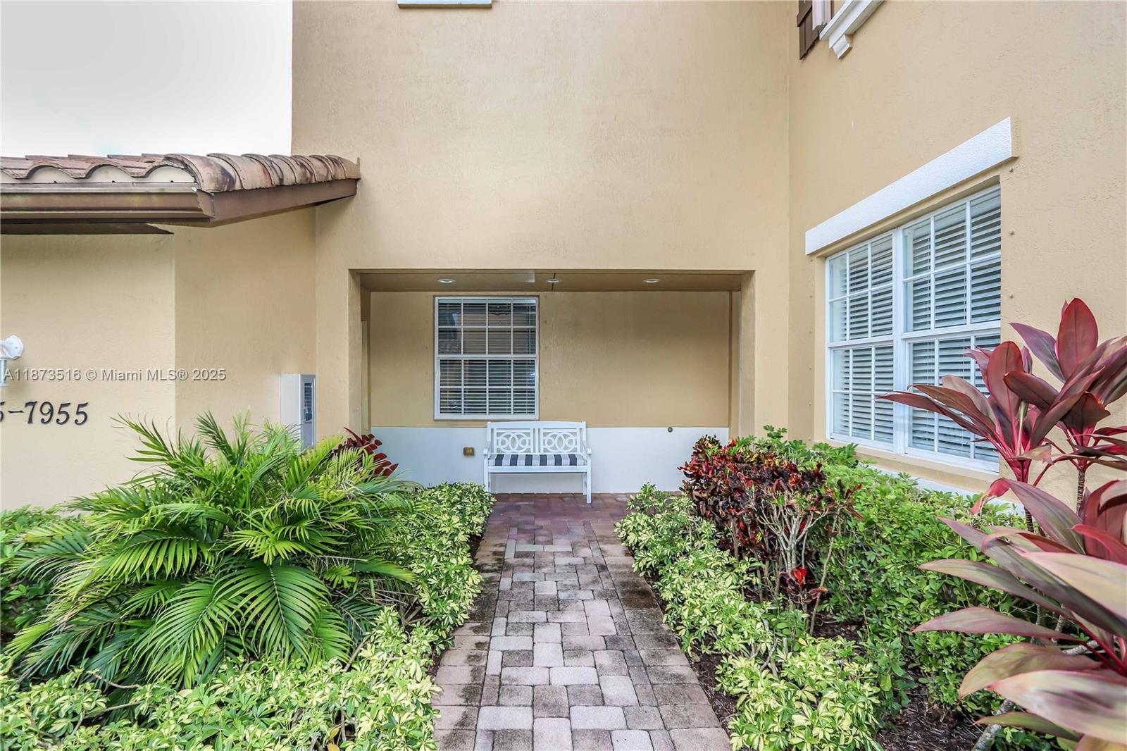 CYPRESS POINTE I AT HERON - Residential Lease