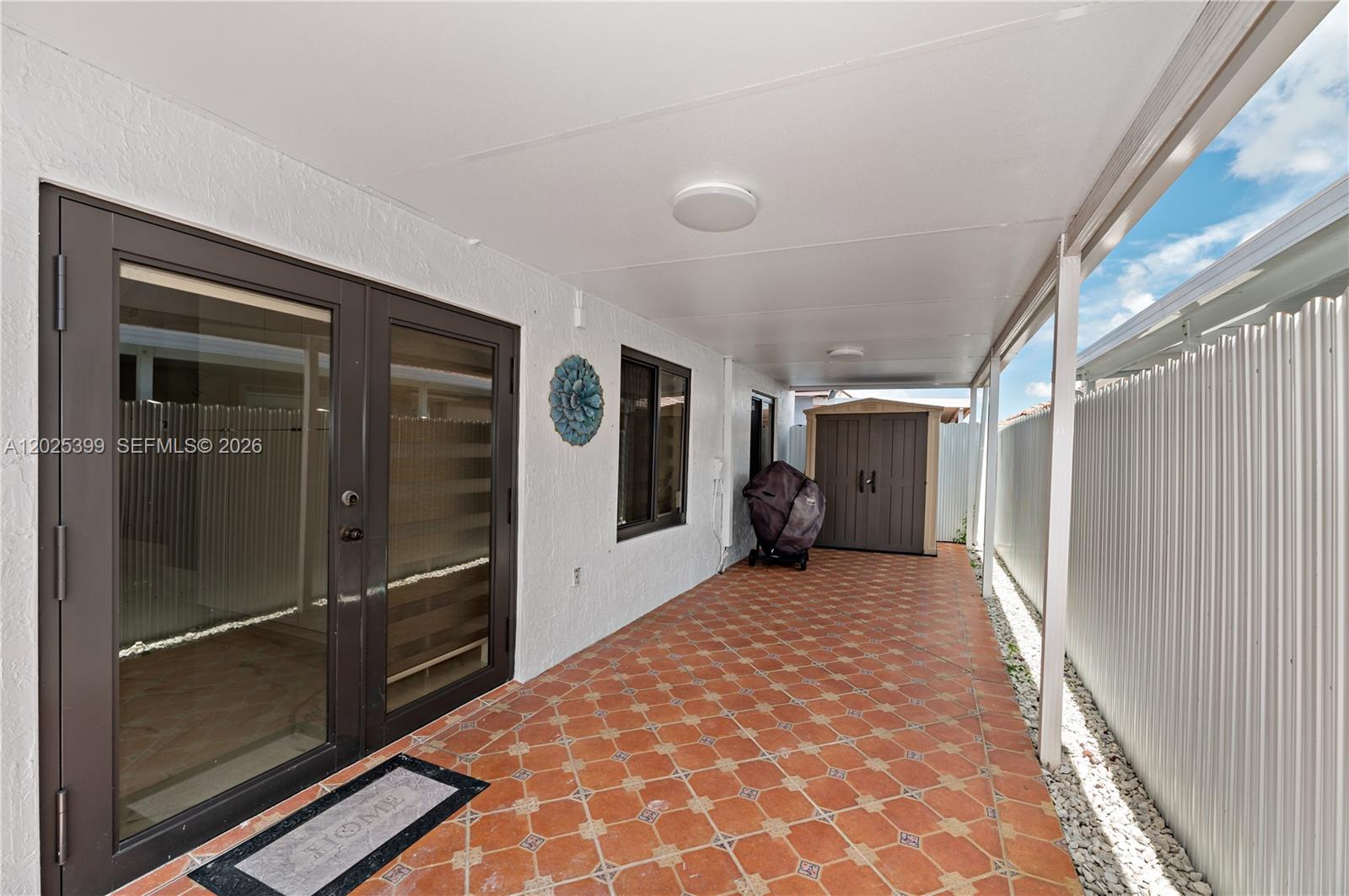 LES FONTAINES CONDO - Residential