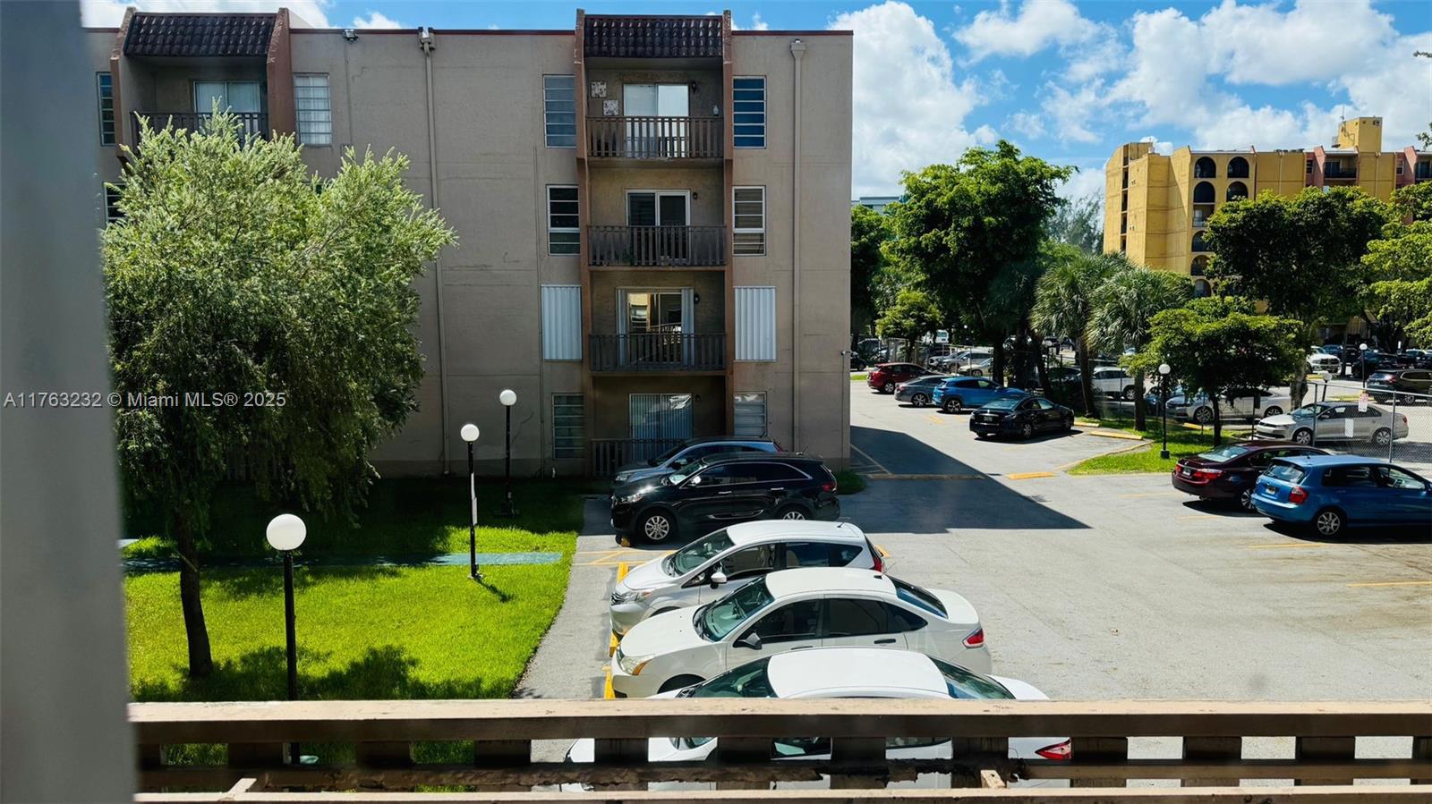 SUNSET VILLAS CONDO - Residential
