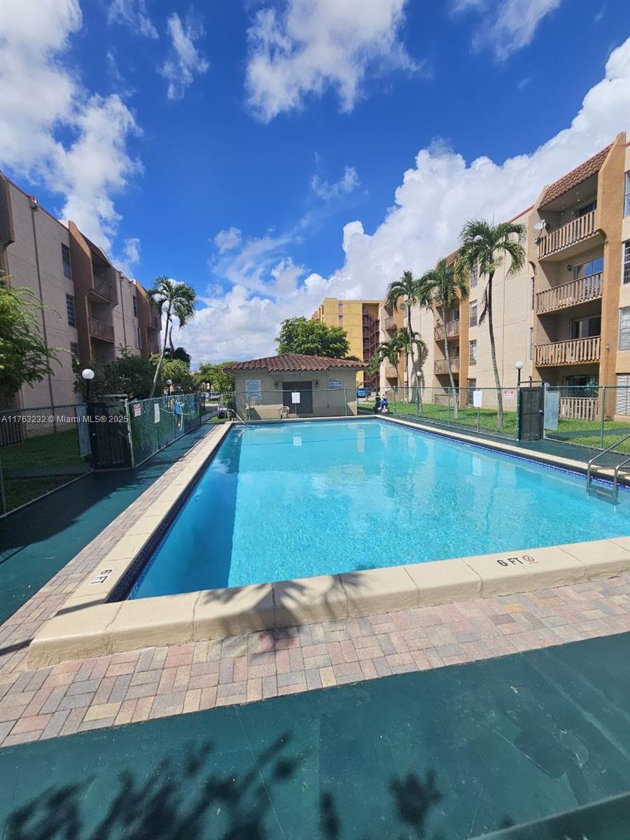 SUNSET VILLAS CONDO - Residential