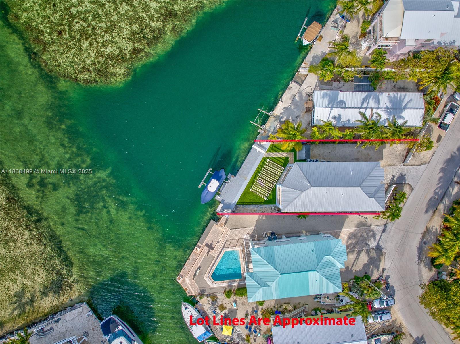 207 Camelot Dr