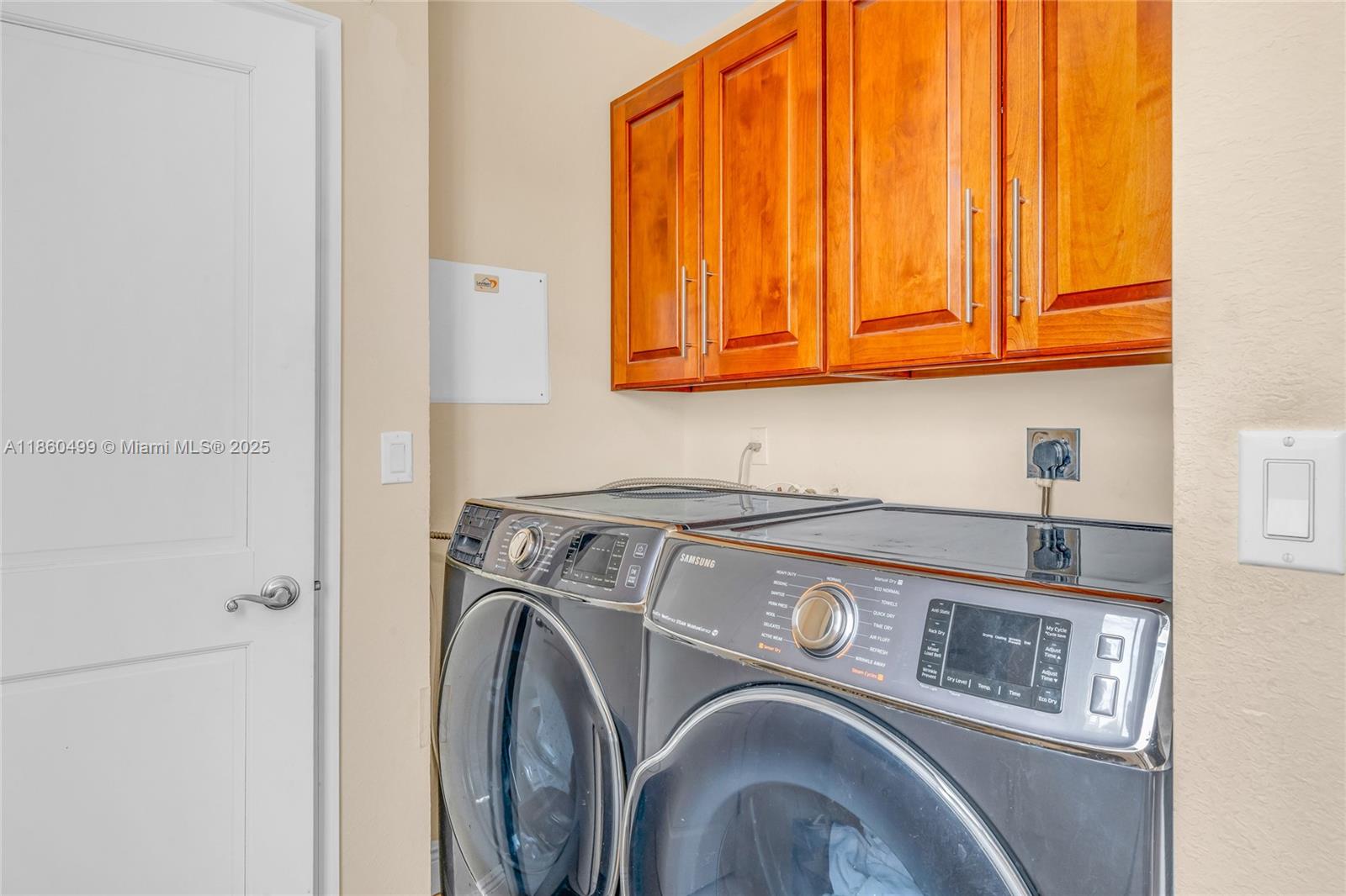 HAMMER POINT PARK - Residential