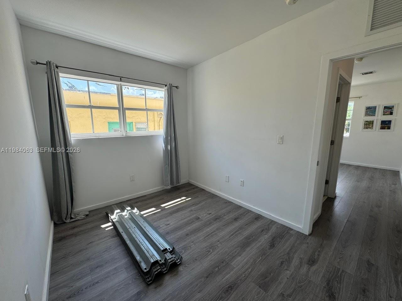 FIRST DECO CONDO - Residential Lease