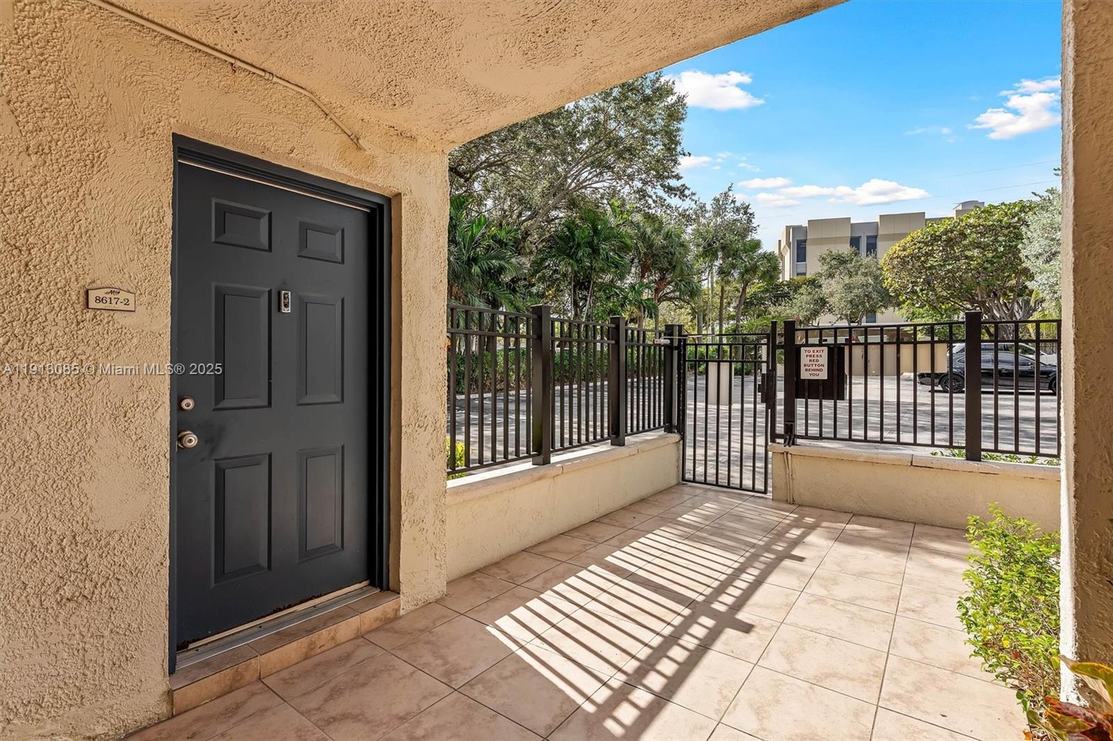 MONTEREY GARDENS OF PINEC - Residential