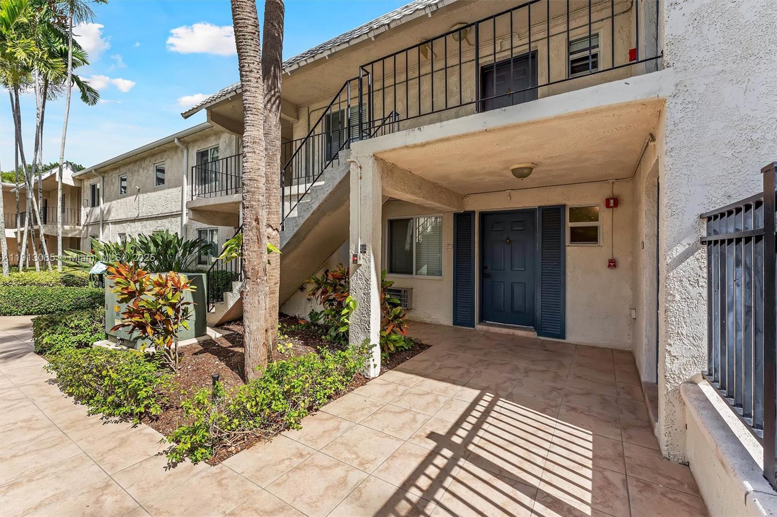 MONTEREY GARDENS OF PINEC - Residential