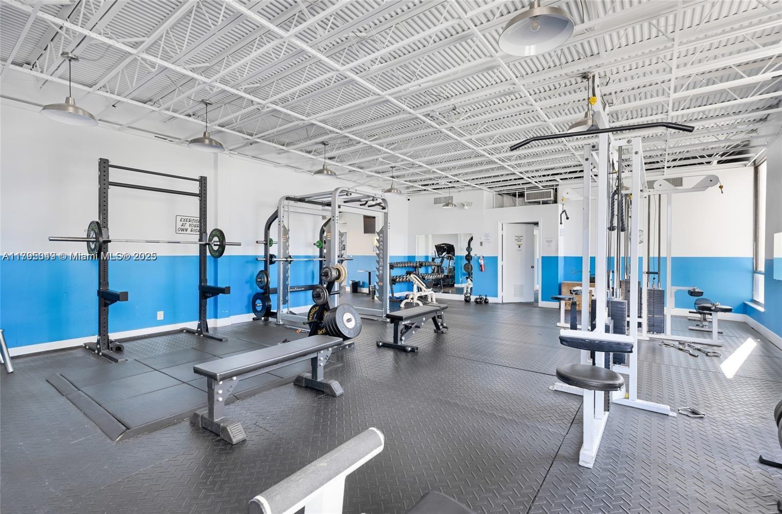 ALLINGTON TOWERS CONDO - Residential Lease