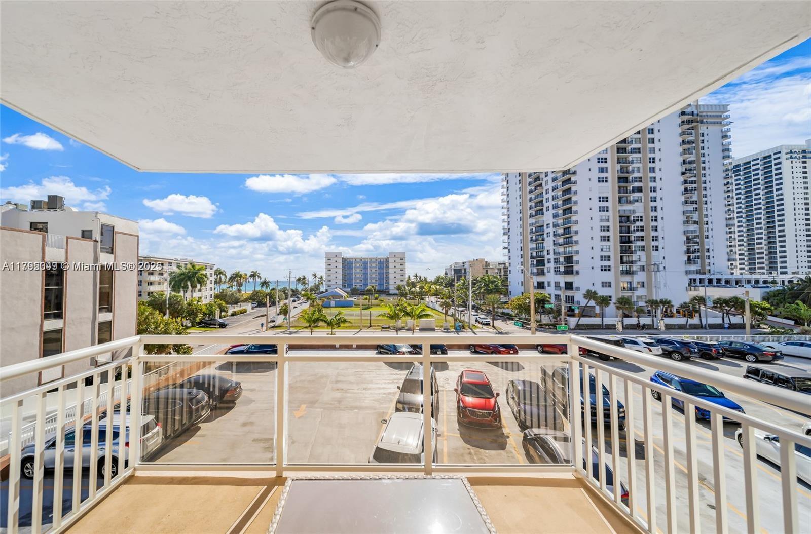 ALLINGTON TOWERS CONDO - Residential Lease