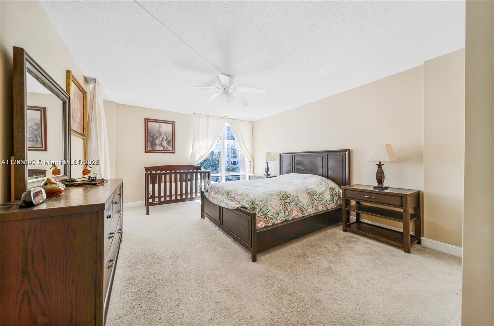 ALLINGTON TOWERS CONDO - Residential Lease