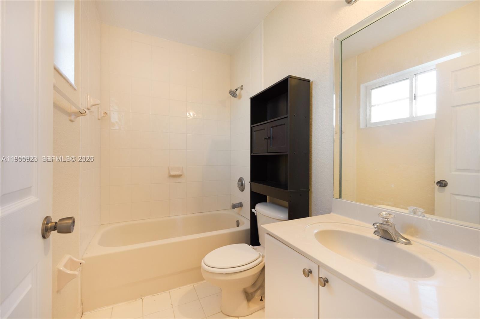 ABEL HOMES AT KEYS WINDS - Residential