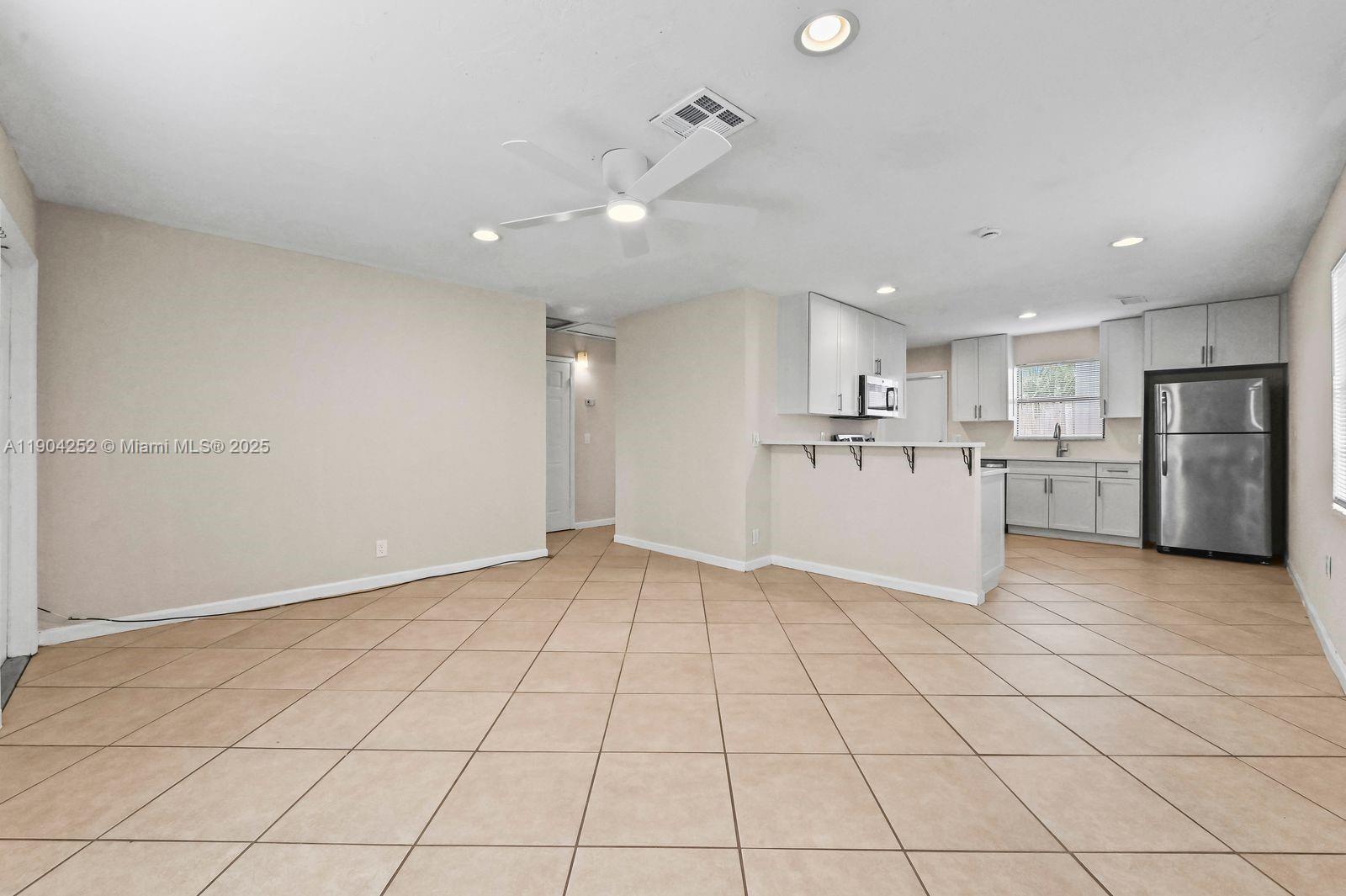 ACACIA GARDENS - Residential Lease