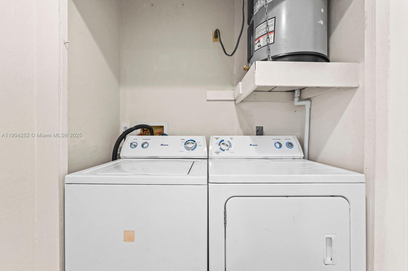 ACACIA GARDENS - Residential Lease