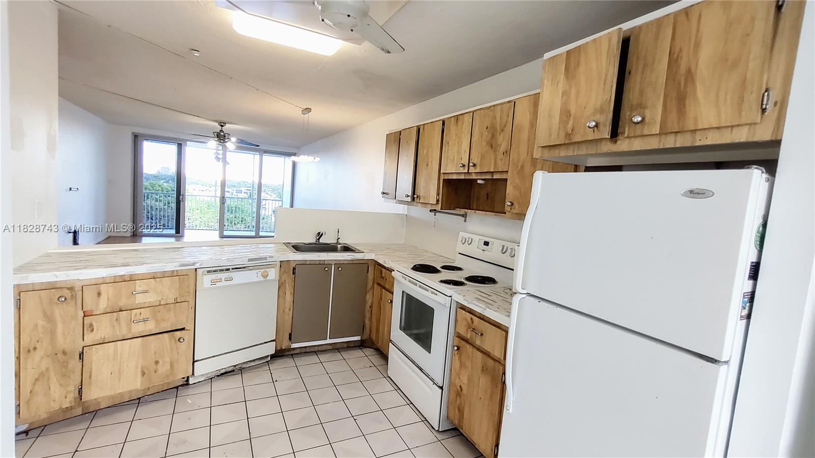 1780 NE 191st St 704-2