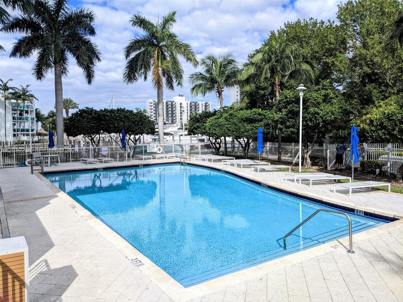 360 CONDO B - Residential
