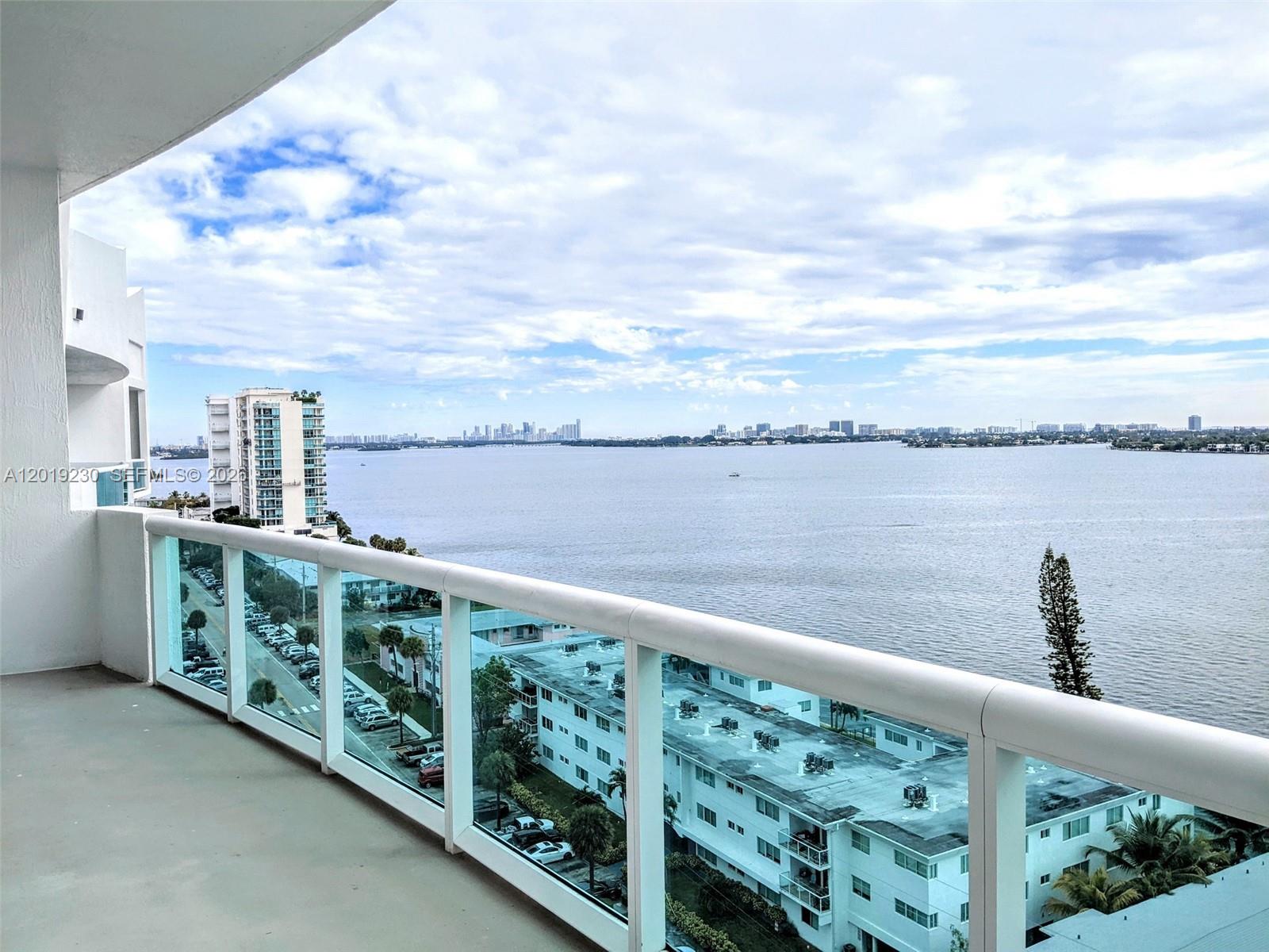 360 CONDO B - Residential