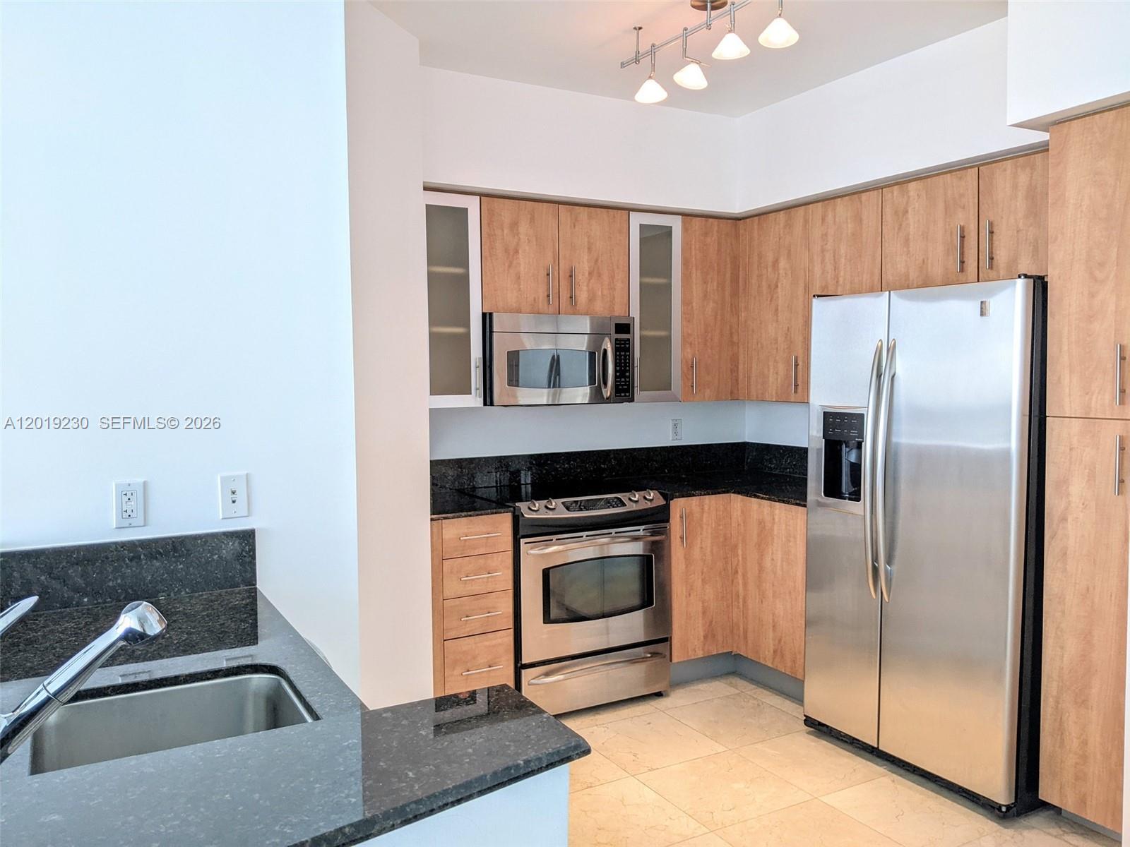 360 CONDO B - Residential