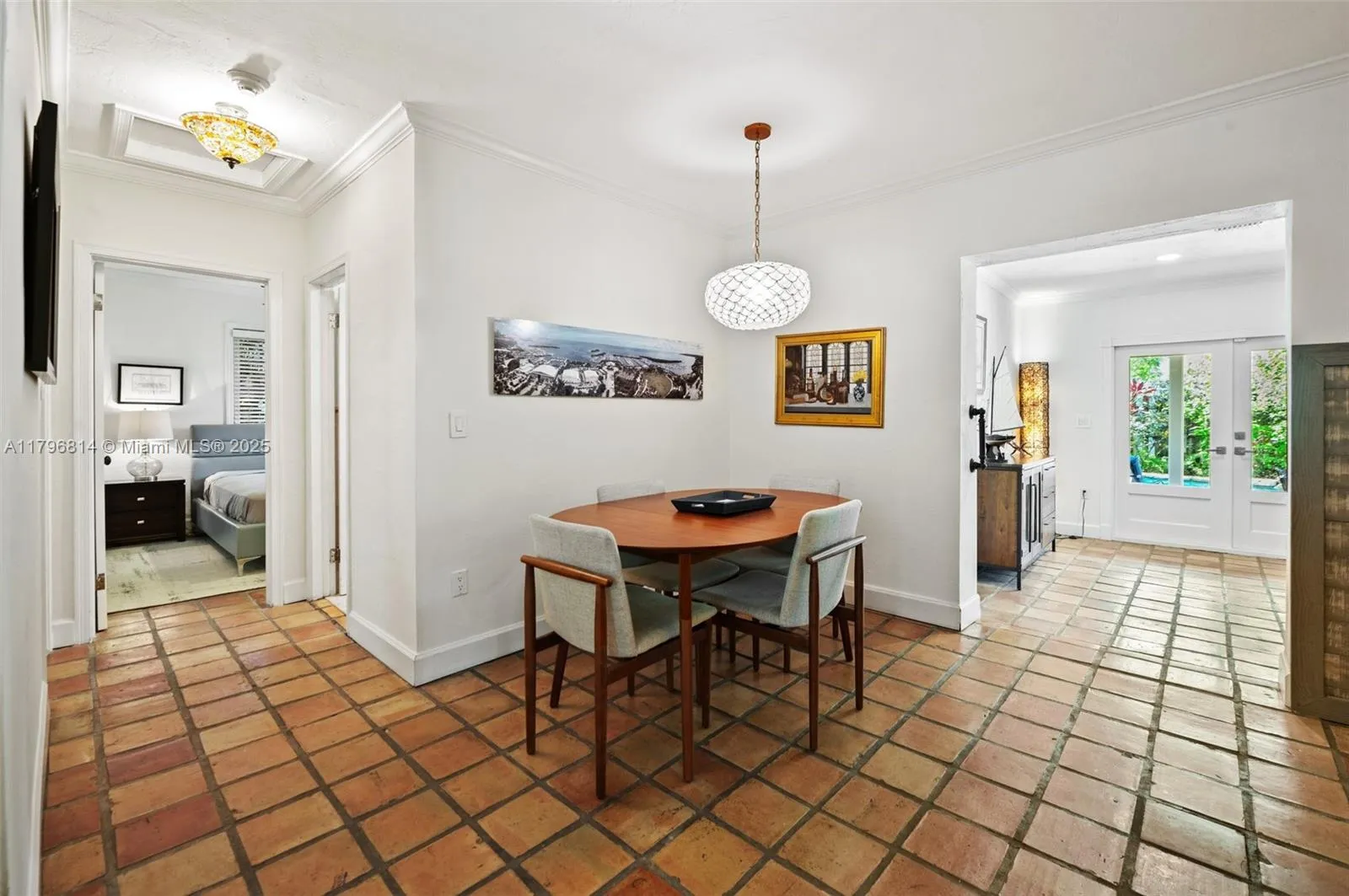 Miami, Florida 33133, United States, 3 Bedrooms Bedrooms, ,2 BathroomsBathrooms,Residential,Active,123262