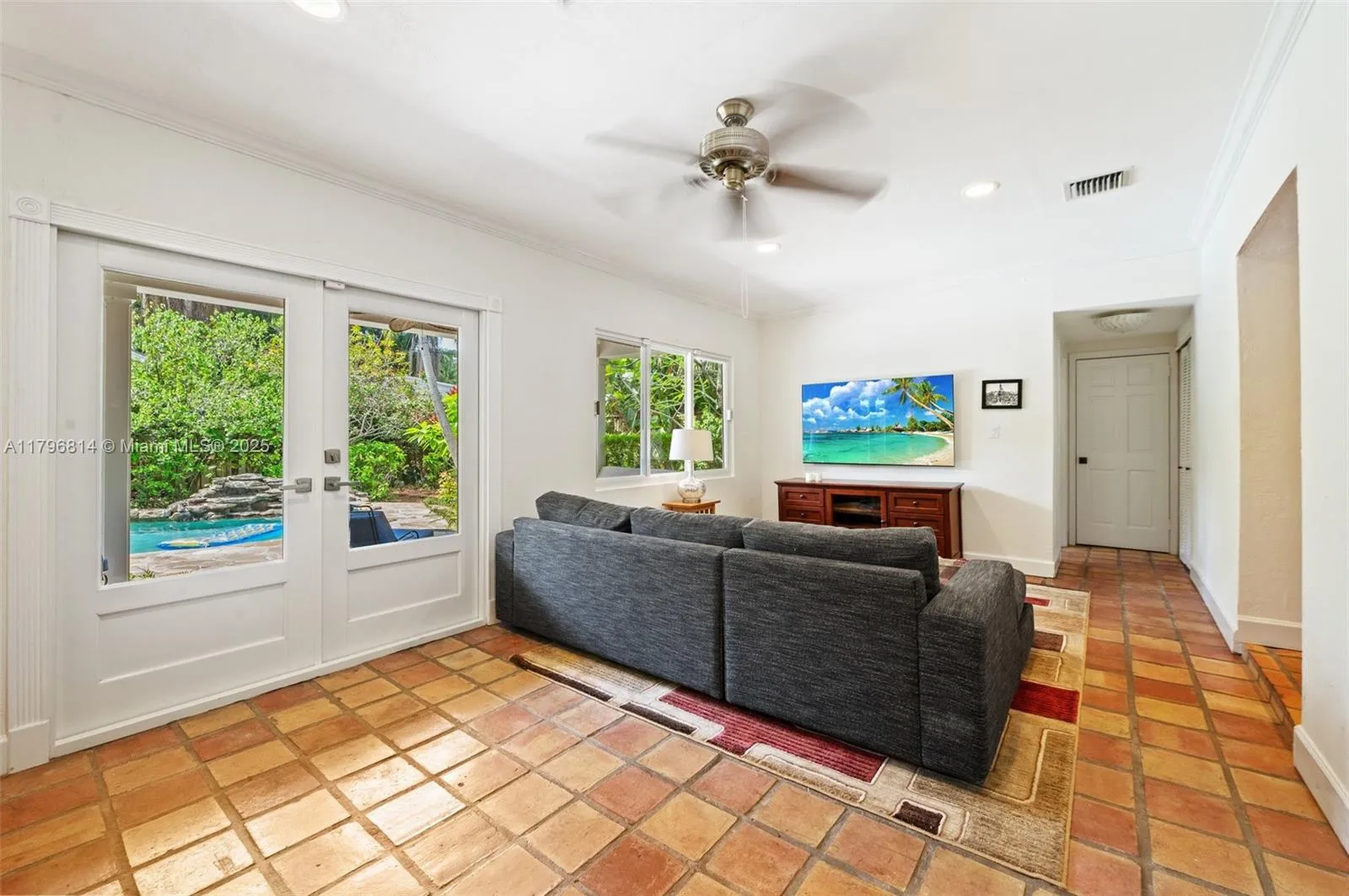 Miami, Florida 33133, United States, 3 Bedrooms Bedrooms, ,2 BathroomsBathrooms,Residential,Active,123262