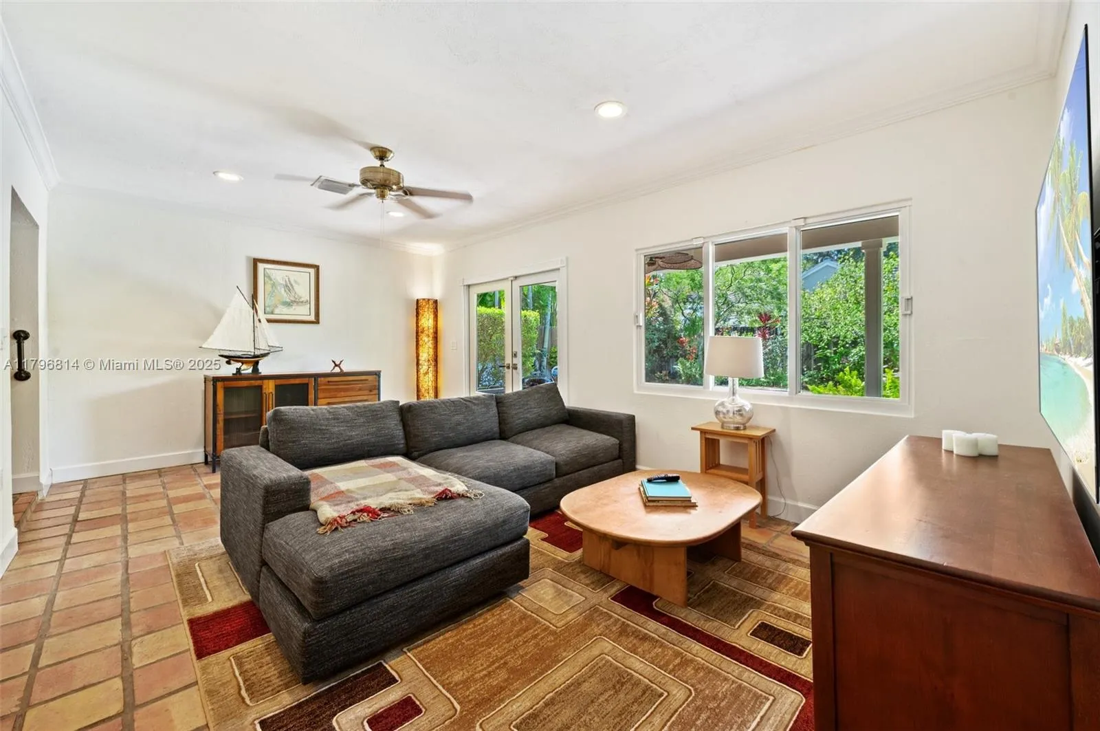 Miami, Florida 33133, United States, 3 Bedrooms Bedrooms, ,2 BathroomsBathrooms,Residential,Active,123262