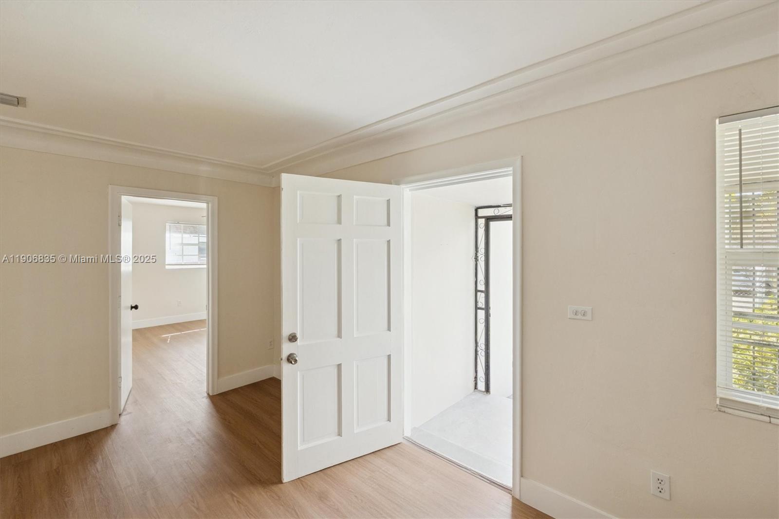 OAKLAND PARK - Residential