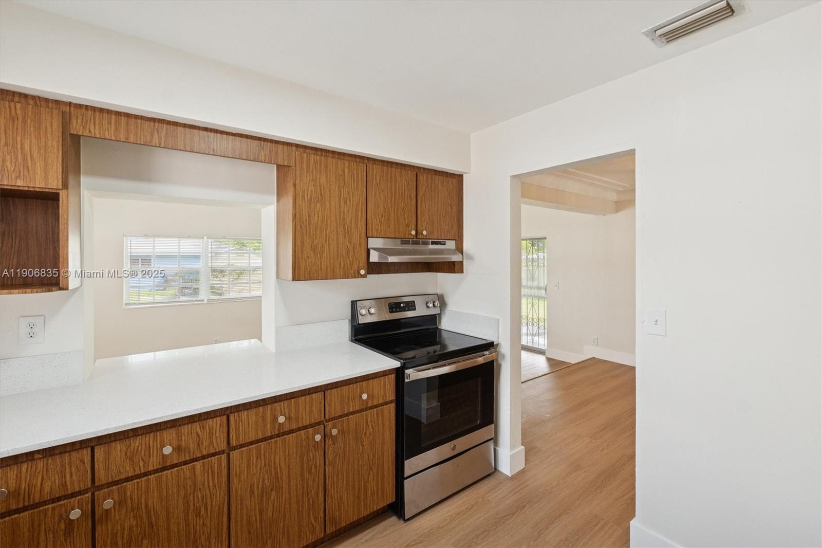 OAKLAND PARK - Residential