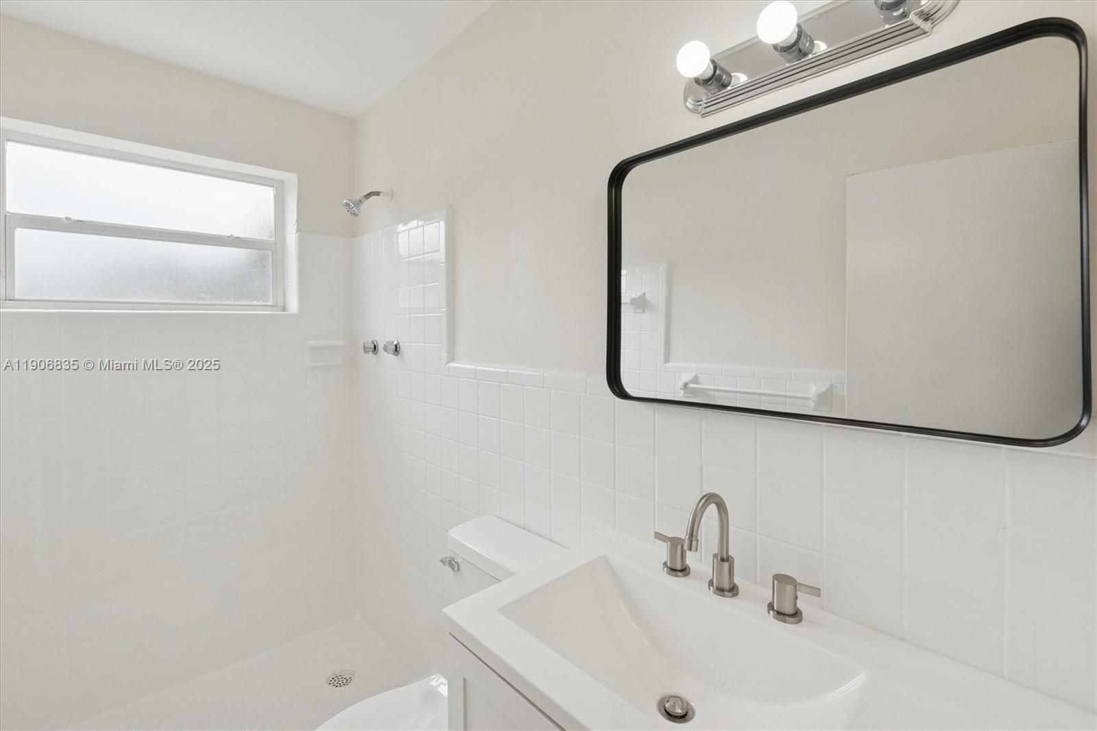 OAKLAND PARK - Residential